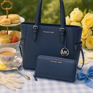 Michael Kors Gilly Large Tote & Continental Wallet Set Navy Saffiano Leather NWT